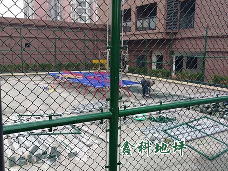 體育場(chǎng)圍網(wǎng)安裝